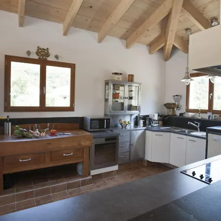 Βίλα Modern With Private Pool In