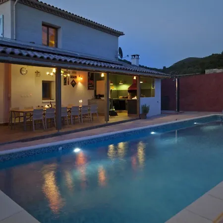 Modern With Private Pool In Villa *