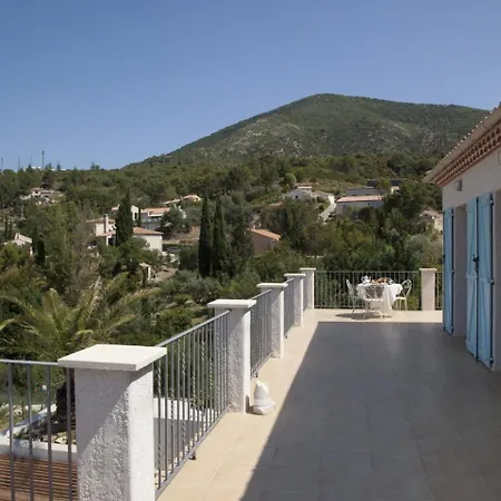 Modern With Private Pool In Βίλα